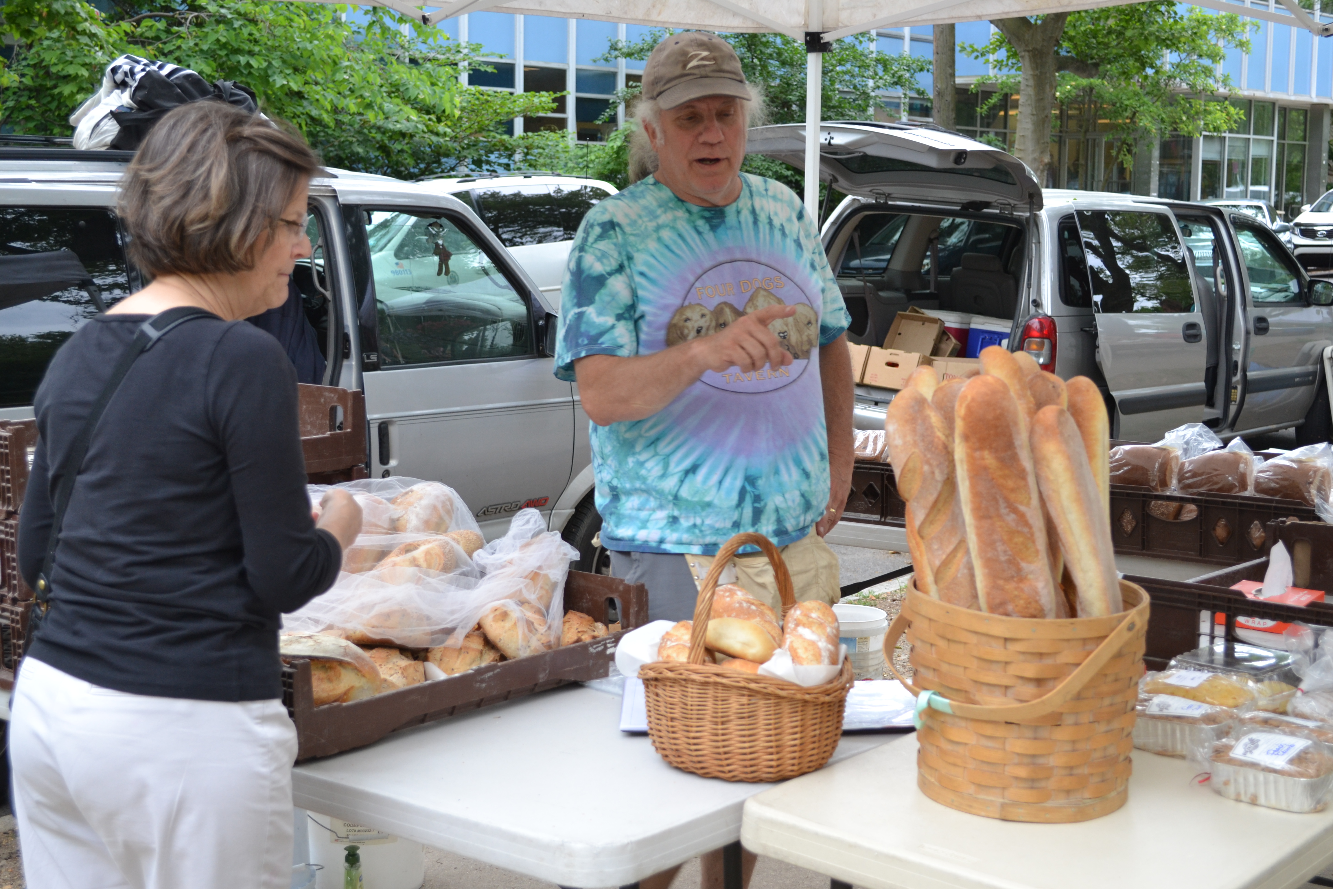 The Thursday farmers market returned to Clark Park this week